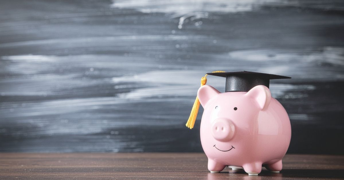 UFOP abre seleção de bolsistas para o Centro de Educação a Distância UFOP abre seleção de bolsistas para o Centro de Educação a Distância