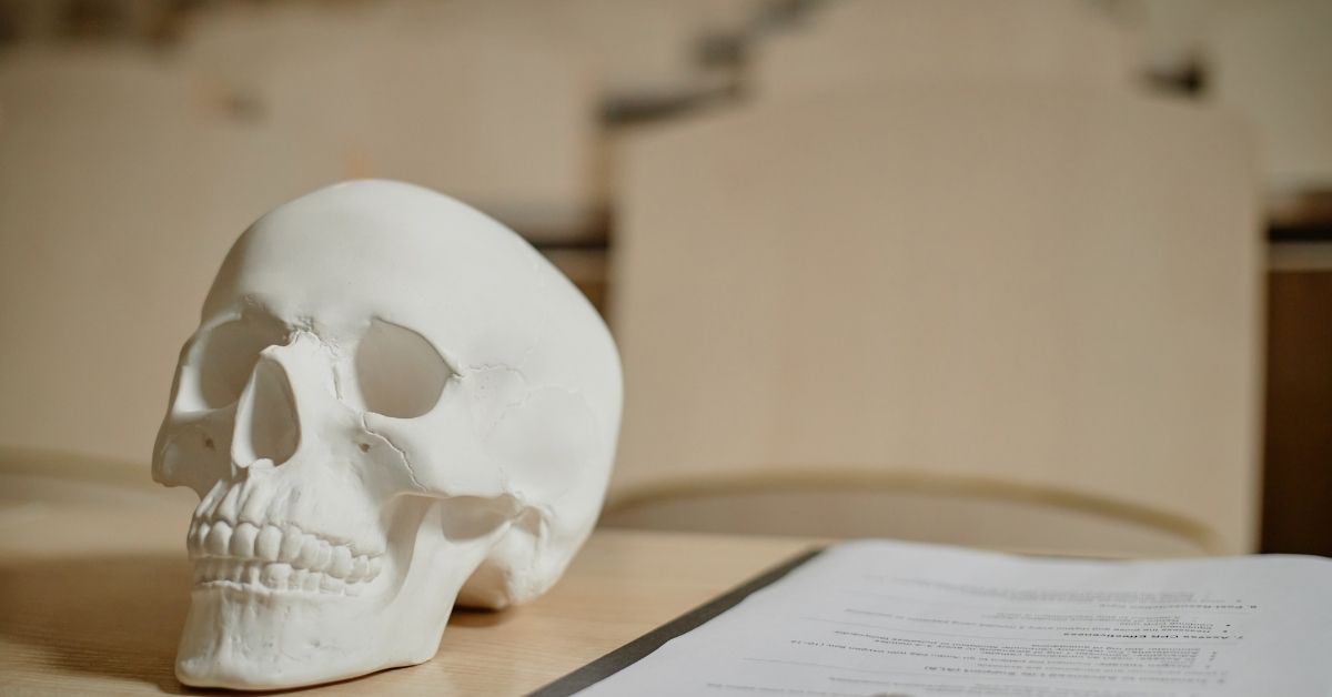 MEC pune cursos de Medicina MEC pune cursos de Medicina após resultado crítico no Enamed